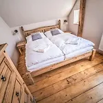 Na Strani By Interhome
