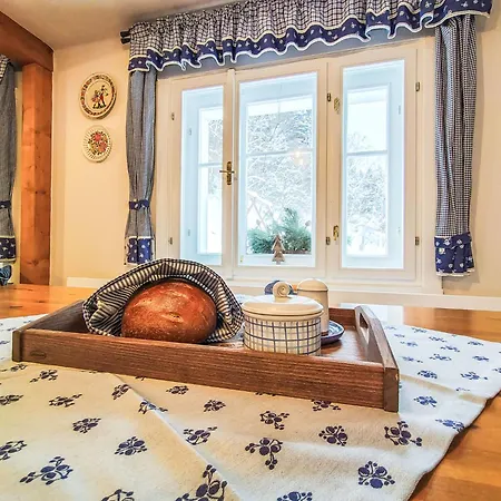 Na Strani By Interhome בית נופש
