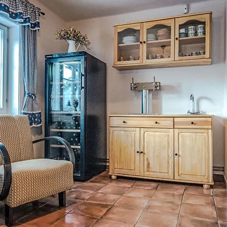 Na Strani By Interhome
